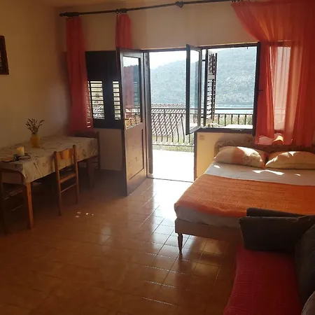 Ljuba Apartment