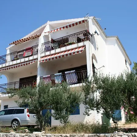 Apartment Ljuba