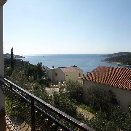 Apartment Ljuba